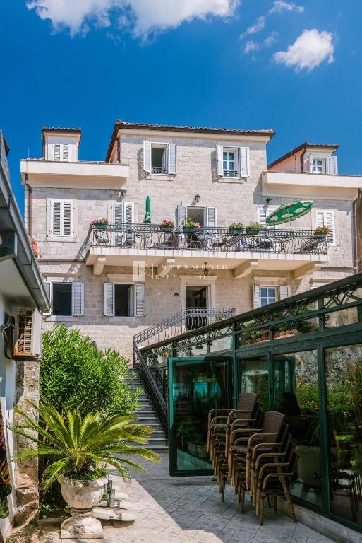 For Sale: Hotel with Restaurant on the Front Line to the Sea, Igalo, Herceg Novi